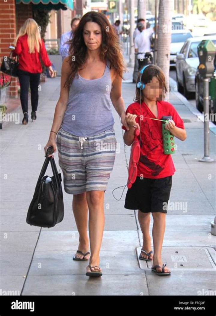 Vanessa Ferlito und ihr Sohn Vince in Beverly Hills Featuring Vanessa