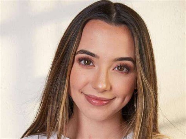 Vanessa Merrell Wiki, Age, Family, Boyfriend, Height, Net Worth