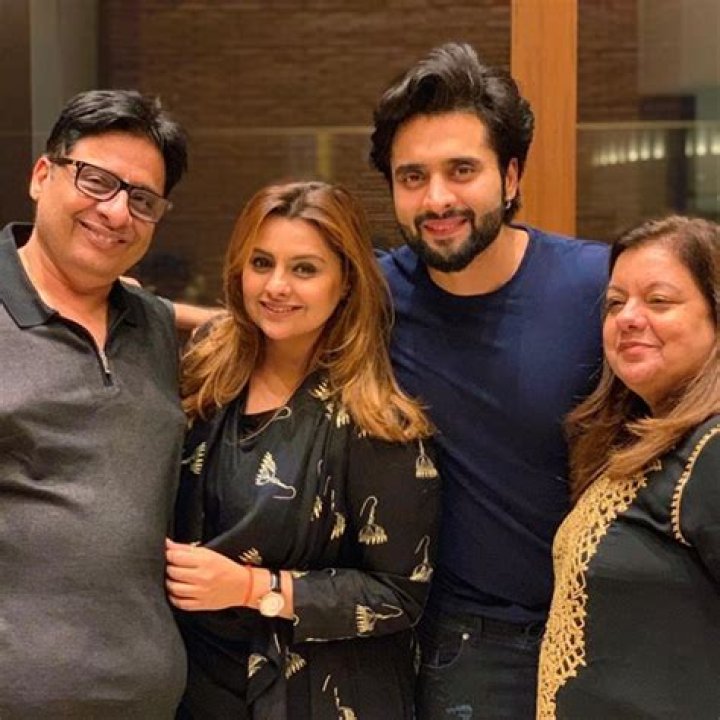 Vashu Bhagnani Age, Wiki, Bio, Net Worth, Cars, Height In 2023 2024