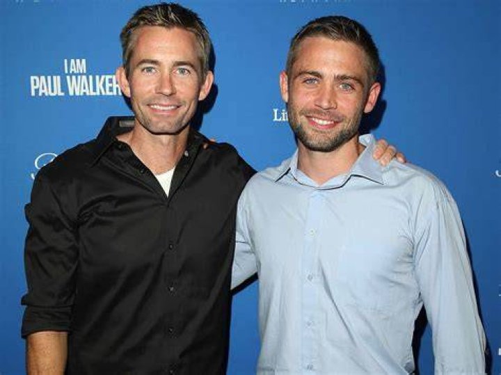 Vidéo Cody Walker aux funérailles de son frère Paul Walker au Forest