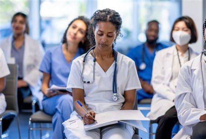 Video! 3 Nursing Students of the Kwadaso SDA N&M Training College in
