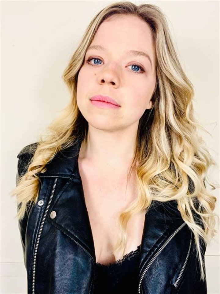 Vivien Endicott Douglas Profile Images &mdash; The Movie Database (TMDb)