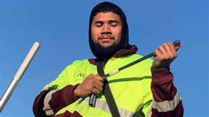 Watch how Lauie Tagaloa? lt stabbed in neck video?