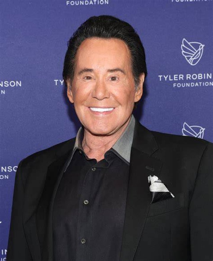 Wayne Newton Says He's 'The Happiest' He's Ever Been (EXCLUSIVE)