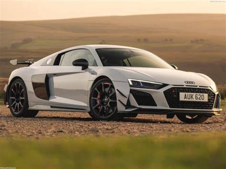 What car brands are RWD?