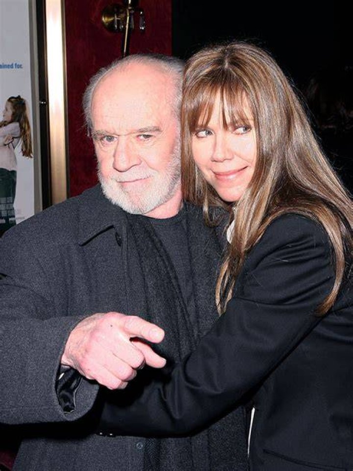 What happened to George Carlin first wife?