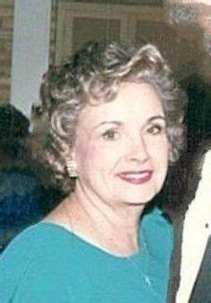 What Is Happening In Adrienne Kimball's Life? Is She Committed Twicely? Know About Her Current Marital Status