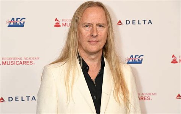 What is Jerry Cantrell Net Worth 04/21/2024