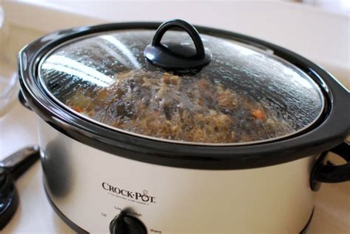 What temp is the warm setting on a crock-pot?