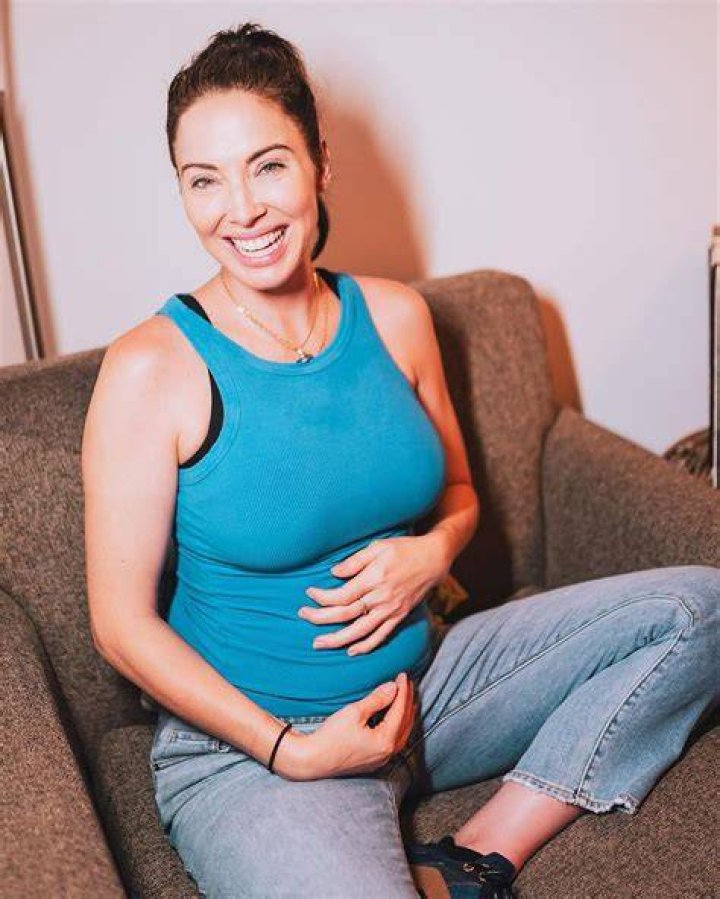 Whitney Cummings' Baby Daddy Conundrum