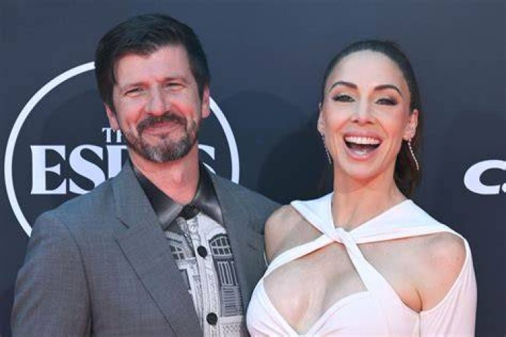 Whitney Cummings' Baby Daddy: Unveiling The Untold Story