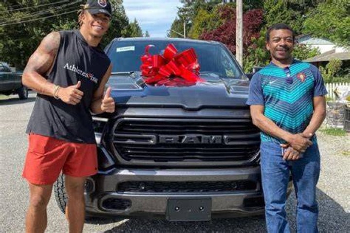 Who are Chase Claypool Parents? Meet John Mensah and Jasmine Claypool