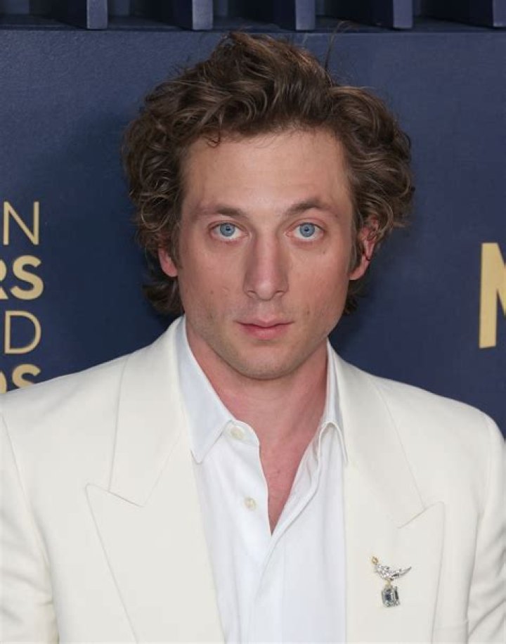 Who Are Jeremy Allen White's Parents? POPSUGAR Celebrity UK