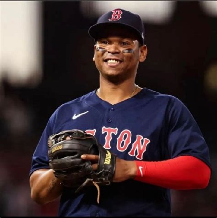 Who are Rafael Devers parents?
