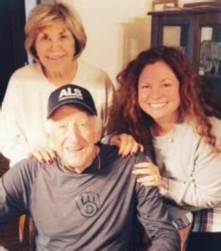 Who is Bob Uecker wife Joyce Uecker?