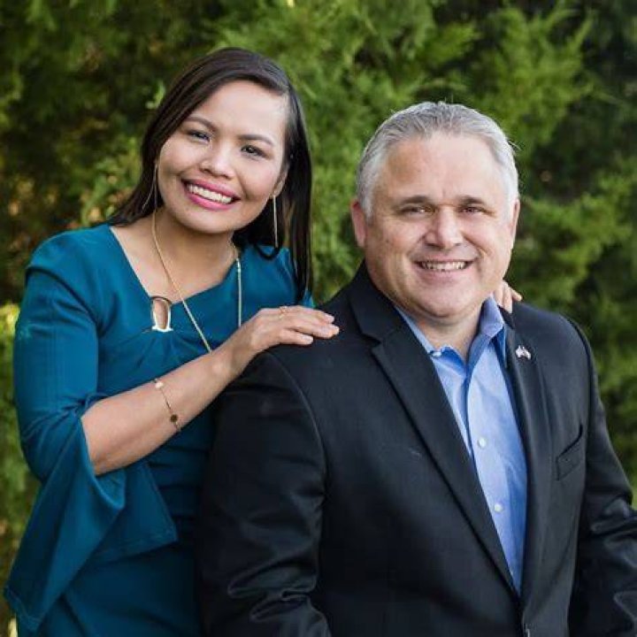 Who Is Bryan Slaton Wife, Sharmen |
