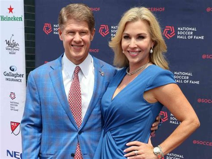 Who is Clark Hunt's wife Tavia Shackles? The US Sun