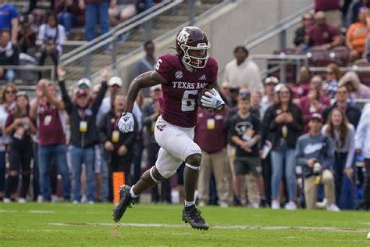 Who Is Devon Achane? Heres Everything About Texas A&M Aggies Footballer