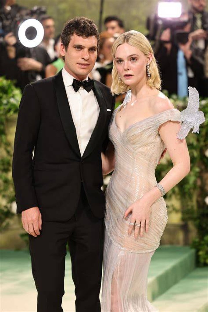 Who is Elle Fanning Boyfriend in 2023? Her Dating History Creeto