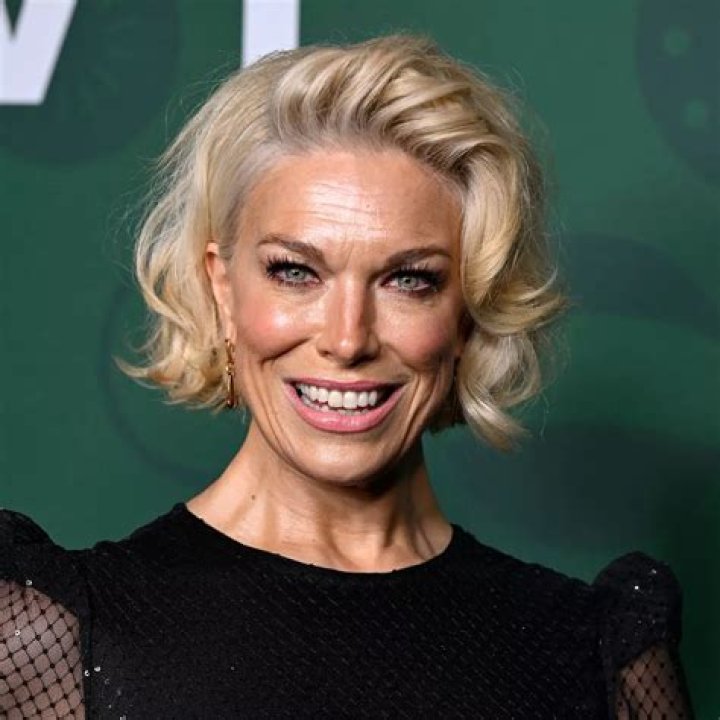 Who Is Hannah Waddingham Husband? English Actress Love Life Explored ·
