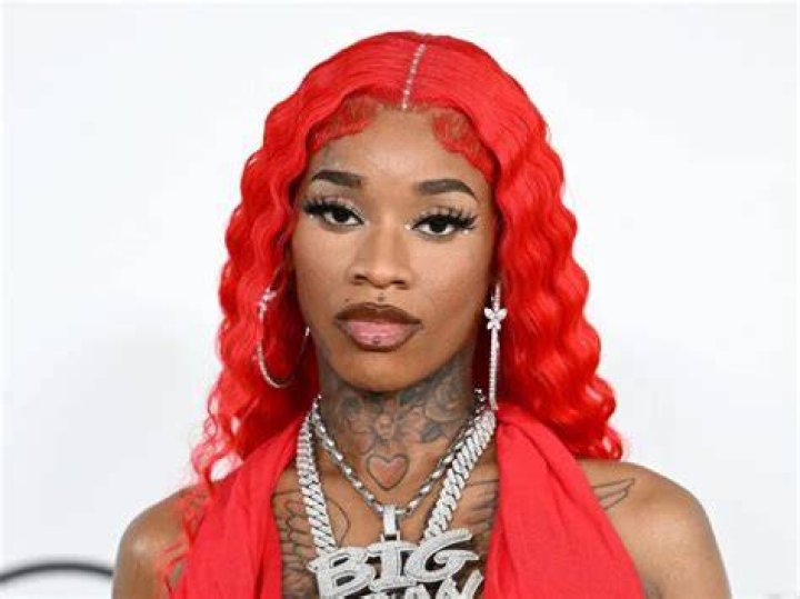 Who is Sexxy Red signed to? Name of record label revealed |