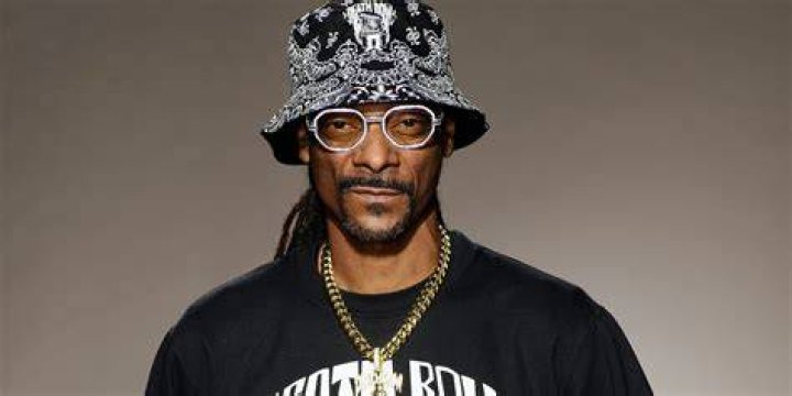 Who is Snoop Dogg's wife Shante Broadus? The US Sun