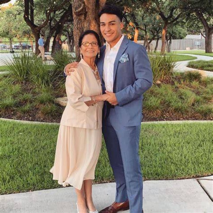 Who is Suzette Quintanilla&rsquo;s Son Jovan Arriaga? His Height, Age