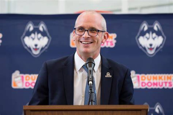 Who is UConn coach Dan Hurley&rsquo;s wife Andrea Hurley?