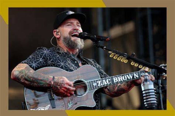 Who Is Zac Brown's Fiancée, Kelly Yazdi?