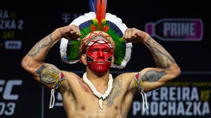 Why Alex Pereira could be a bad matchup for Israel Adesanya