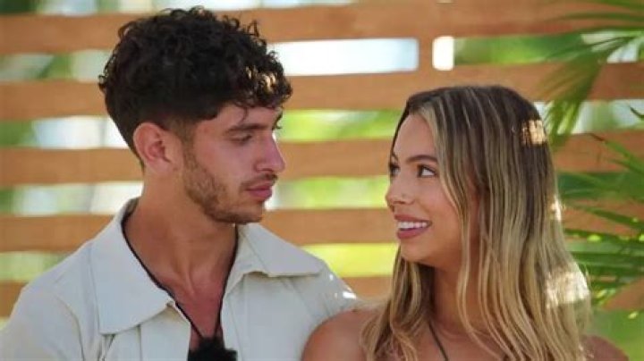 Why Kayla & Seb Broke Up After Too Hot To Handle Season 4 NEWSTARS