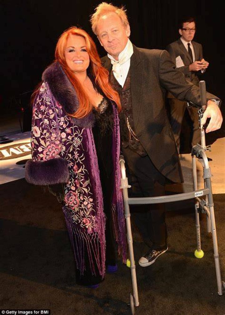 Wynona Judd relives her husband's horror crash that claimed his leg and